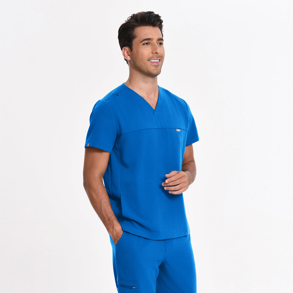 scrub top with pockets