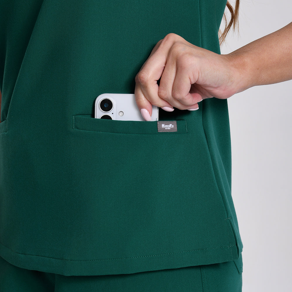women's veterinary scrubs