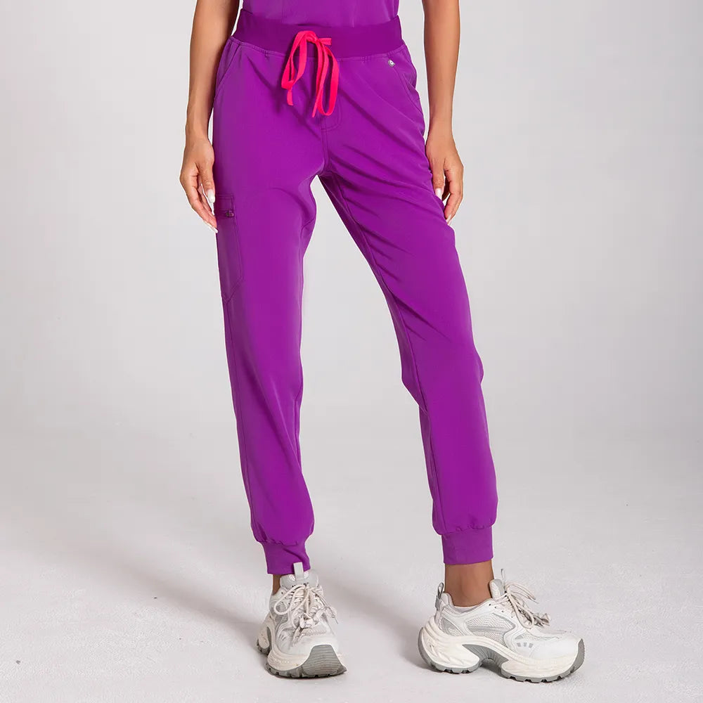 Blusas médicas esenciales de tres bolsillos KungfuScrubs