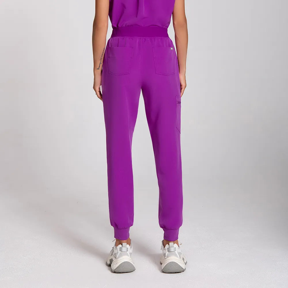 Blusas médicas esenciales de tres bolsillos KungfuScrubs