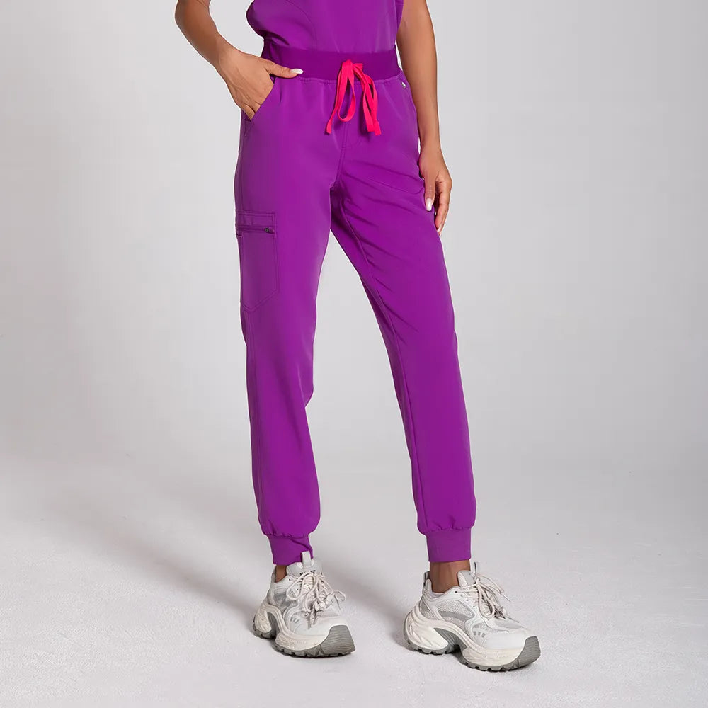 Blusas médicas esenciales de tres bolsillos KungfuScrubs
