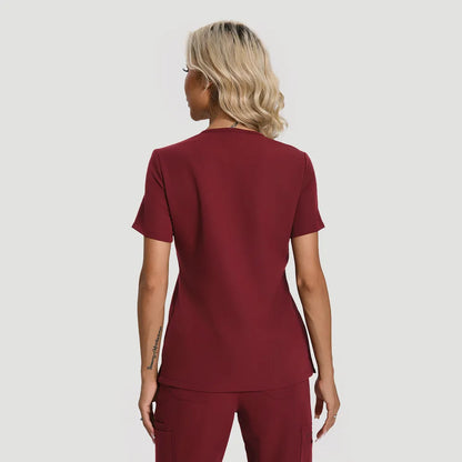 Blusas médicas esenciales de tres bolsillos KungfuScrubs