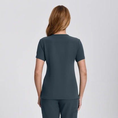Blusas médicas esenciales de tres bolsillos KungfuScrubs