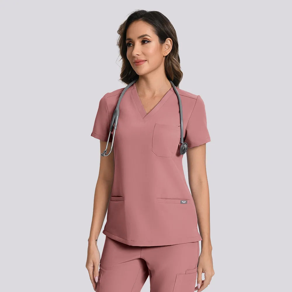 Blusas médicas esenciales de tres bolsillos KungfuScrubs